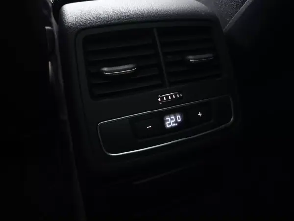 Audi A4 Avant 2016 - 20950 EUR, 253446 km - AUTO.MOTO.pt - 253446km - foto 42 de 44