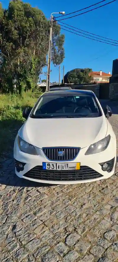 SEAT Ibiza 2011 - 8500 EUR, 250000 km - AUTO.MOTO.pt - 250000km - foto 2 de 7