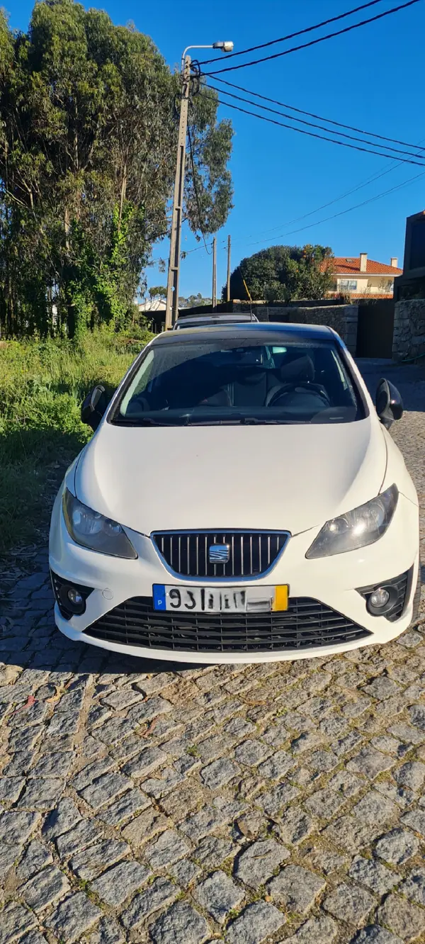 SEAT Ibiza 2011 - 8500 EUR, 250000 km - AUTO.MOTO.pt - 250000km - foto 2 de 7
