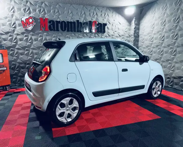 Renault Twingo 2023 - 16990 EUR, 16461 km - AUTO.MOTO.pt - 16461km - foto 2 de 28