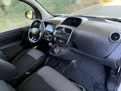 Renault Kangoo 2020 - 10560 EUR, 163000 km - AUTO.MOTO.pt - 163000km - foto 19 de 21