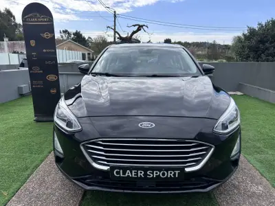 Ford Focus 2018 - 10900 EUR, 100000 km - AUTO.MOTO.pt - 100000km - foto 2 de 56