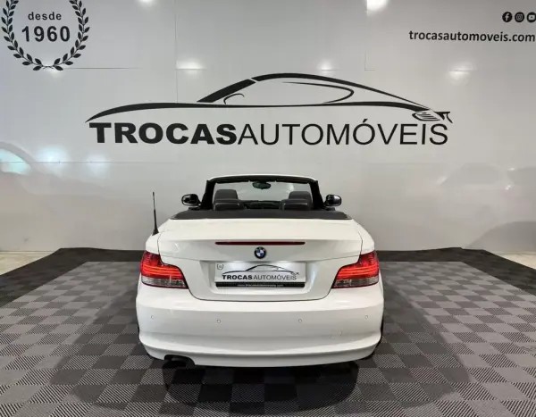 BMW 118 2011 - 13500 EUR, 231200 km - AUTO.MOTO.pt - 231200km - foto 30 de 32