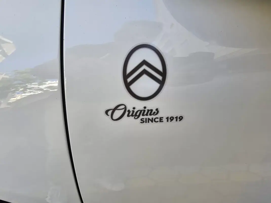 Citroën C4 Cactus 2020 - 11000 EUR, 149429 km - AUTO.MOTO.pt - 149429km - foto 4 de 21
