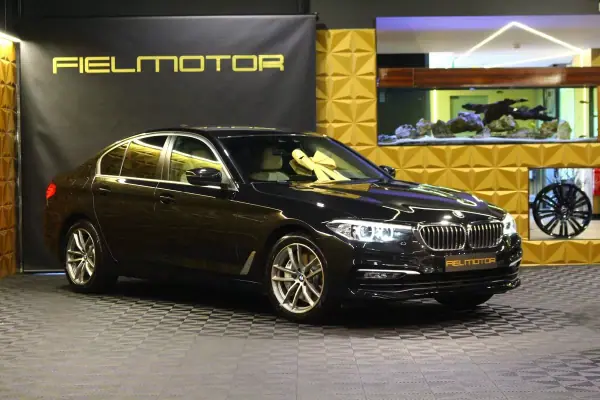 BMW 540 d xDrive Line Luxury Auto 2017 Diesel — 180 000 km · Ilha de São Miguel BMW 540 2017