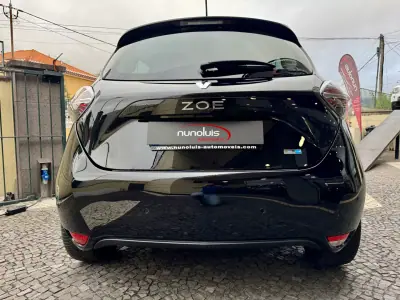 Renault Zoe 2020 - 25500 EUR, 30800 km - AUTO.MOTO.pt - 30800km - foto 33 de 34