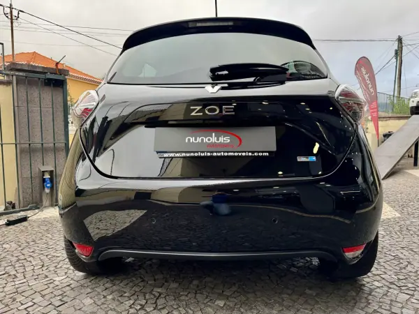 Renault Zoe 2020 - 25500 EUR, 30800 km - AUTO.MOTO.pt - 30800km - foto 33 de 34