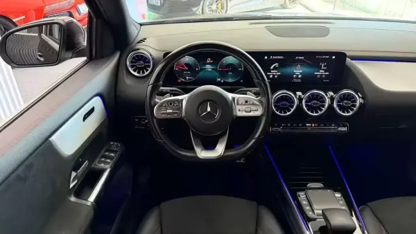 Mercedes-Benz EQA 2021 - 29990 EUR, 111950 km - AUTO.MOTO.pt - 111950km - foto 14 de 30