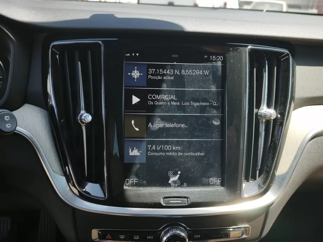 Volvo V60 2019 - 22900 EUR, 182000 km - 182000km - foto 13 de 25