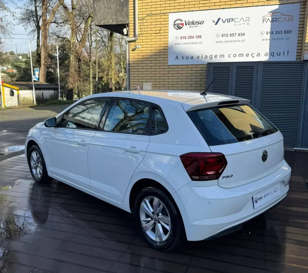 Volkswagen Polo 2019 - 10999 EUR, 129000 km - AUTO.MOTO.pt - 129000km - foto 4 de 10