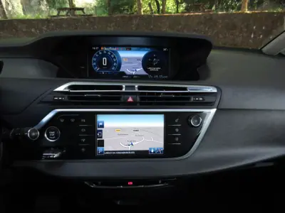 Citroën C4 Grand Picasso 2014 - 11490 EUR, 185000 km - AUTO.MOTO.pt - 185000km - foto 47 de 60