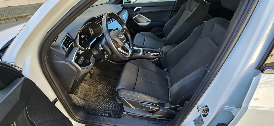 Audi Q3 2021 - 31500 EUR, 85000 km - AUTO.MOTO.pt - 85000km - foto 7 de 12