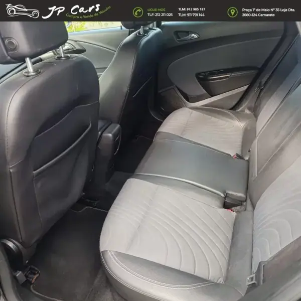 Opel Astra Sports Tourer 2015 - 10500 EUR, 155410 km - AUTO.MOTO.pt - 155410km - foto 18 de 19