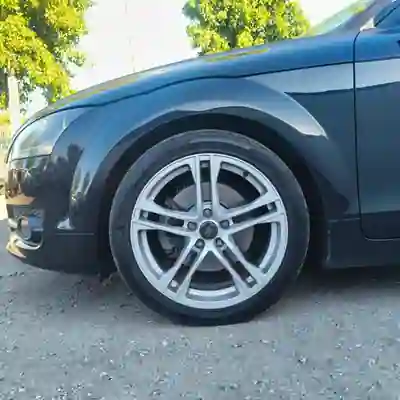 Audi TT Coupé 2009 - 14800 EUR, 281503 km - AUTO.MOTO.pt - 281503km - foto 6 de 15