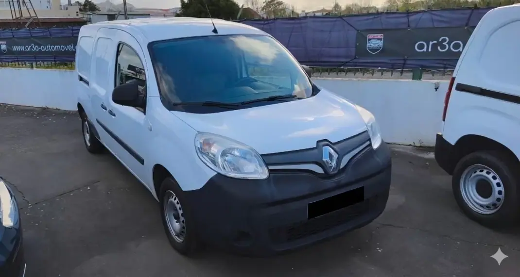 Renault EXPRESS 1.5 DCI BLUE 95 CONFORT 2021 - 13990 EUR, 121868 km - AUTO.MOTO.pt - 121868km - foto 1 de 4