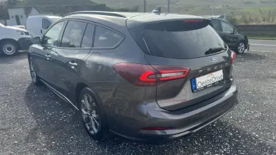 Ford Focus SW 2022 - 17800 EUR, 54000 km - AUTO.MOTO.pt - 54000km - foto 7 de 25