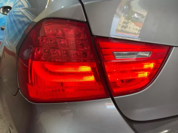 BMW 316 2009 - 9500 EUR, 111000 km - AUTO.MOTO.pt - 111000km - foto 26 de 47