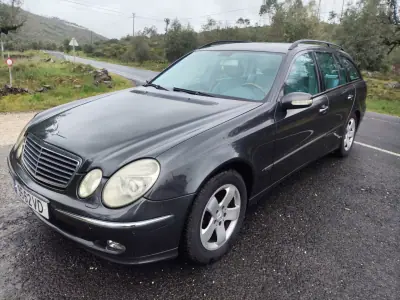 Mercedes-Benz E 200 2003 - 338200km