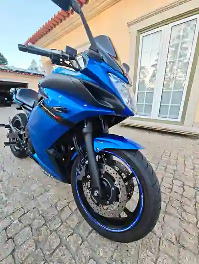 Yamaha XJ6 Diversion 2015 — foto 3 de 10