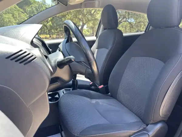 Mitsubishi Space Star 2018 - 8450 EUR, 88000 km - AUTO.MOTO.pt - 88000km - foto 8 de 12