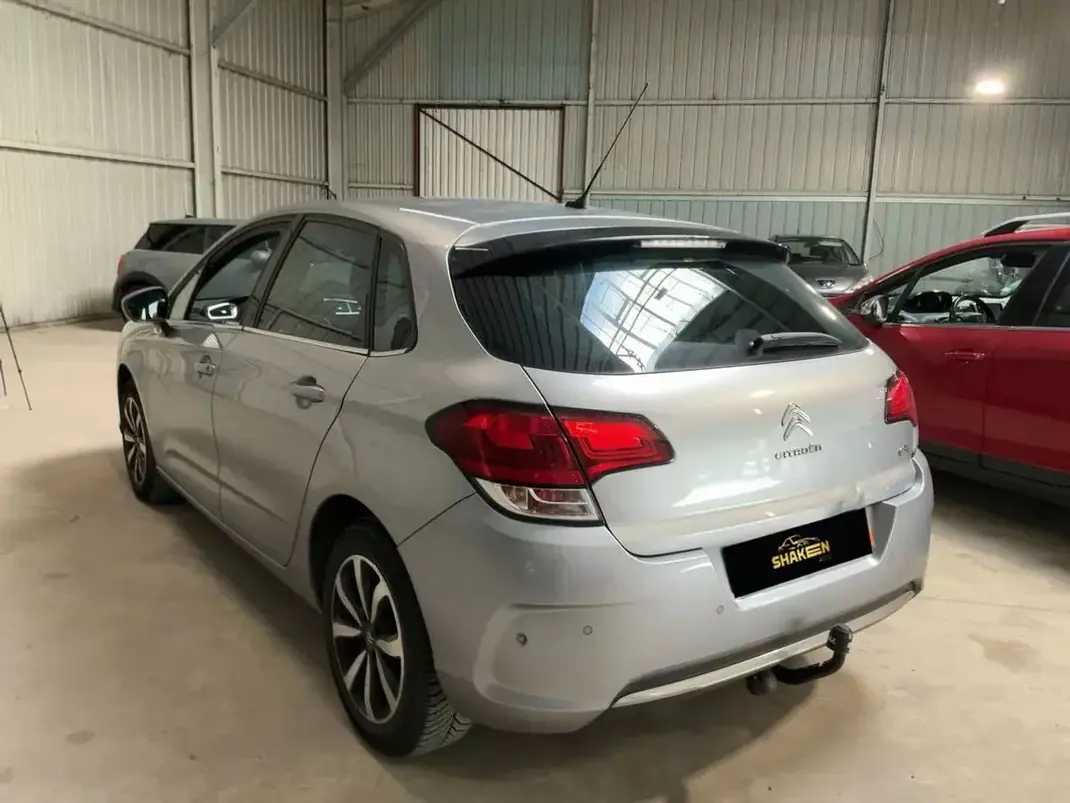 Citroën C4 2017 - 9690 EUR, 90951 km - AUTO.MOTO.pt - 90951km - foto 4 de 11