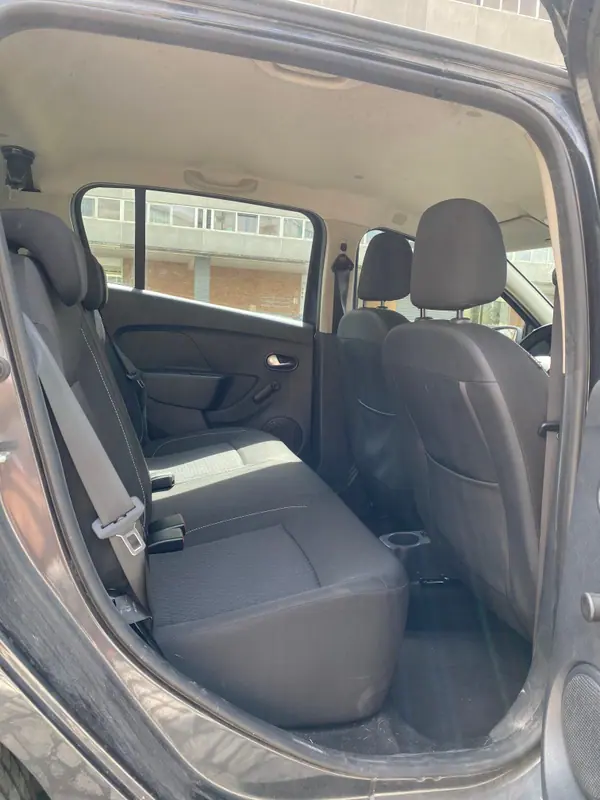 Dacia Sandero 2020 - 8500 EUR, 86000 km - 86000km - foto 9 de 10
