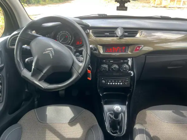 Citroën C3 2012 - 6650 EUR, 127000 km - 127000km - foto 46 de 55