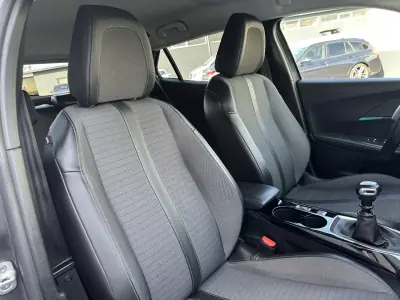 Peugeot 2008 2021 - 14900 EUR, 160000 km - AUTO.MOTO.pt - 160000km - foto 60 de 66