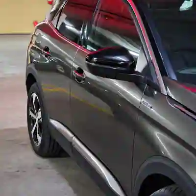 Peugeot 3008 2017 - 16300 EUR, 185179 km - 185179km - foto 2 de 15