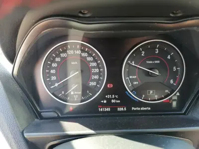 BMW 116 2017 - 16900 EUR, 141337 km - AUTO.MOTO.pt - 141337km - foto 2 de 16