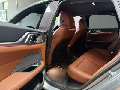 BMW i4 2022 - 49990 EUR, 33700 km - AUTO.MOTO.pt - 33700km - foto 14 de 19