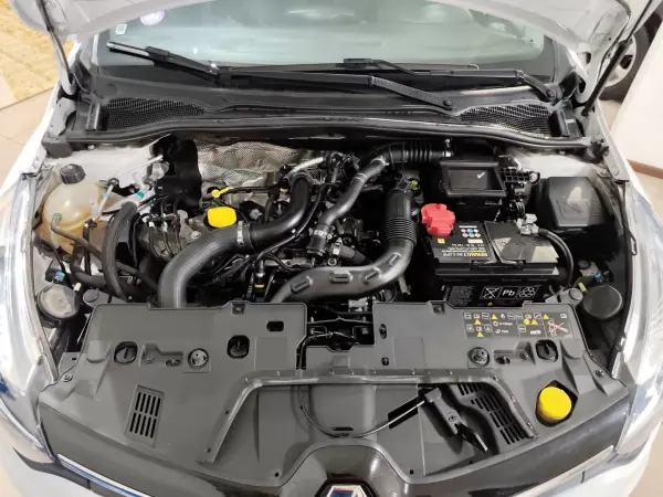 Renault Clio 2017 - 9950 EUR, 94000 km - AUTO.MOTO.pt - 94000km - foto 22 de 22