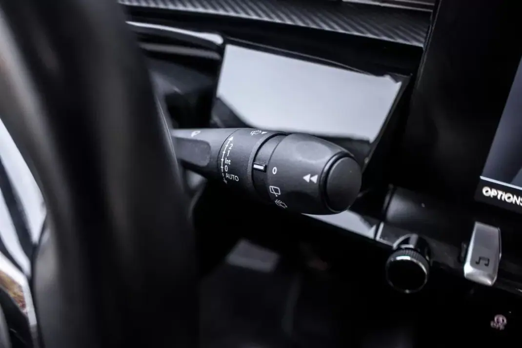 Peugeot 508 SW 2020 - 16990 EUR, 132236 km - AUTO.MOTO.pt - 132236km - foto 16 de 41