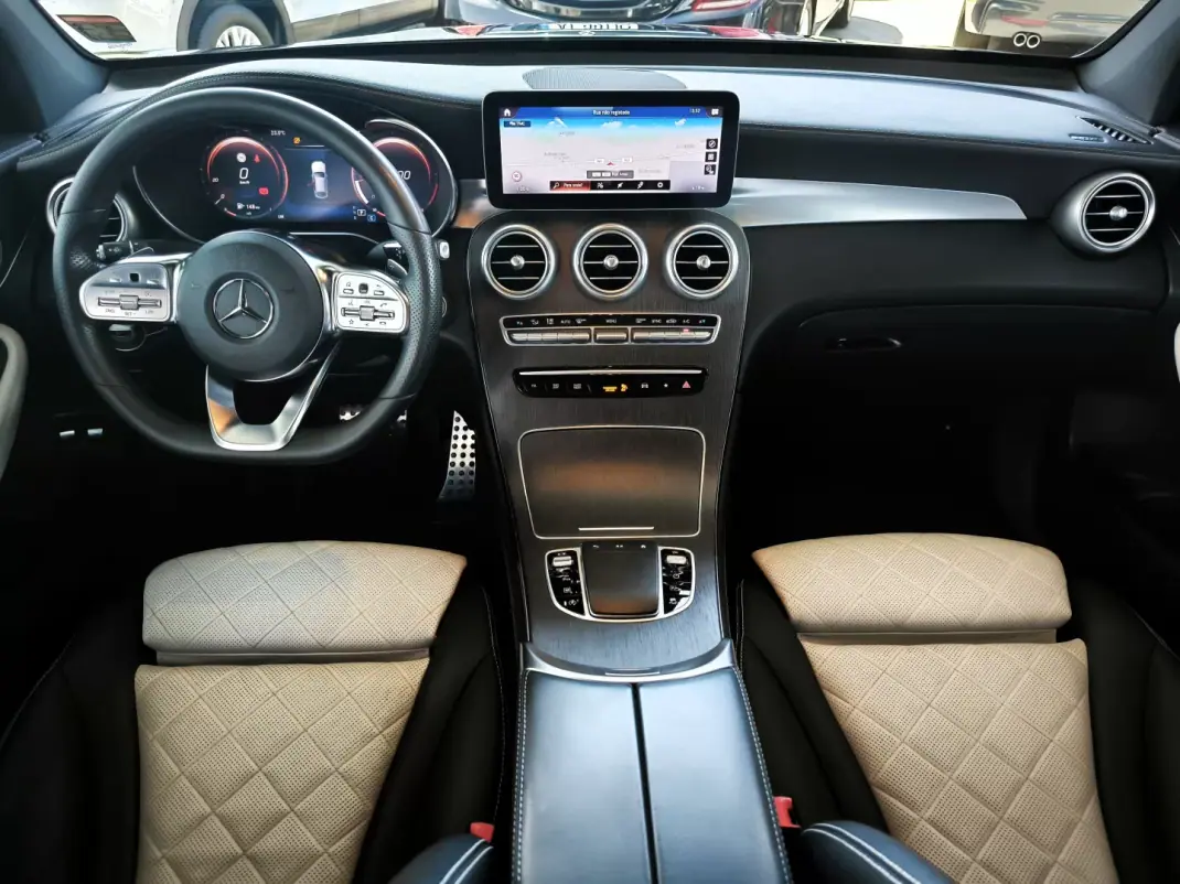 Mercedes-Benz GLC 220 2020 - 38950 EUR, 249800 km - AUTO.MOTO.pt - 249800km - foto 6 de 64