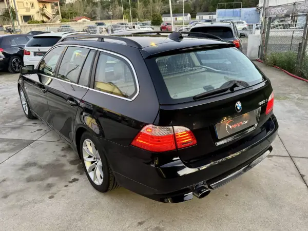 BMW 520 2008 - 7999 EUR, 320000 km - AUTO.MOTO.pt - 320000km - foto 15 de 26