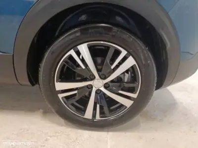 Peugeot 3008 2021 - 22400 EUR, 125728 km - AUTO.MOTO.pt - 125728km - foto 7 de 9