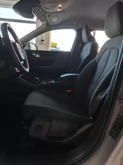 Volvo XC 40 2023 - 37650 EUR, 24400 km - AUTO.MOTO.pt - 24400km - foto 24 de 36