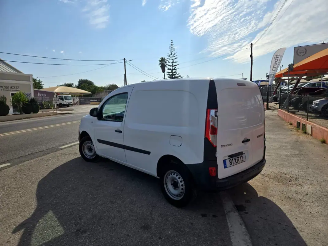 Renault Kangoo 2019 - 12450 EUR, 157608 km - 157608km - foto 4 de 10