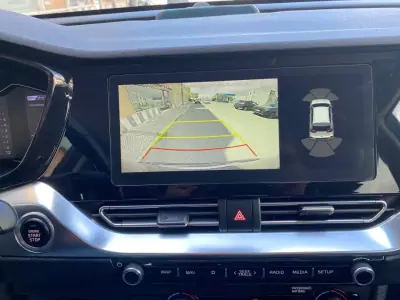 Kia Niro 2019 - 17250 EUR, 15900 km - AUTO.MOTO.pt - 15900km - foto 13 de 17