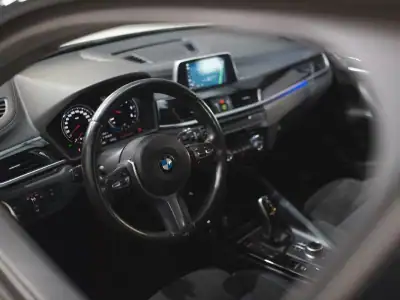 BMW X2 2018 - 25990 EUR, 71000 km - AUTO.MOTO.pt - 71000km - foto 17 de 23