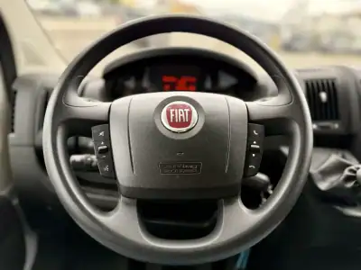 Fiat DUCATO 2.2 M-Jet L3H2 140Cv | IVA DEDUTÍVEL 2023 - 27950 EUR, 28000 km - AUTO.MOTO.pt - 28000km - foto 16 de 23