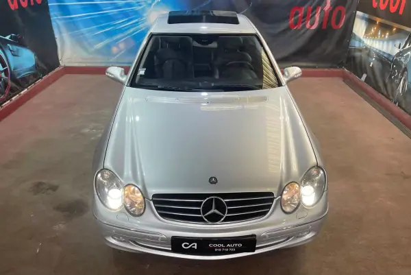 Mercedes-Benz CLK 220 2005 - 10999 EUR, 223000 km - AUTO.MOTO.pt - 223000km - foto 7 de 44