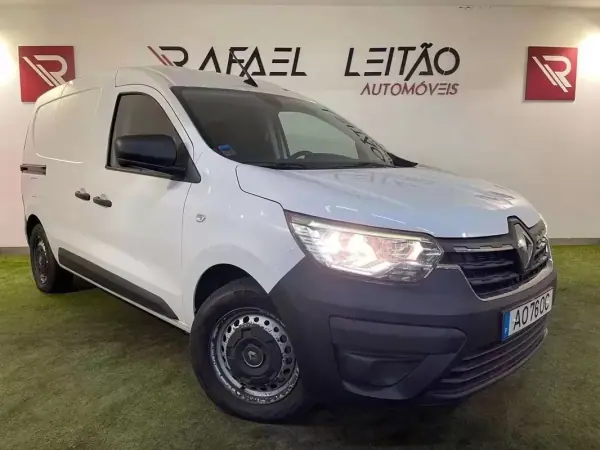 Renault Kangoo 2022 — foto 2 de 32
