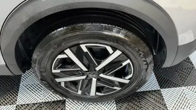 Peugeot 2008 2025 - 20900 EUR, 21878 km - AUTO.MOTO.pt - 21878km - foto 6 de 22