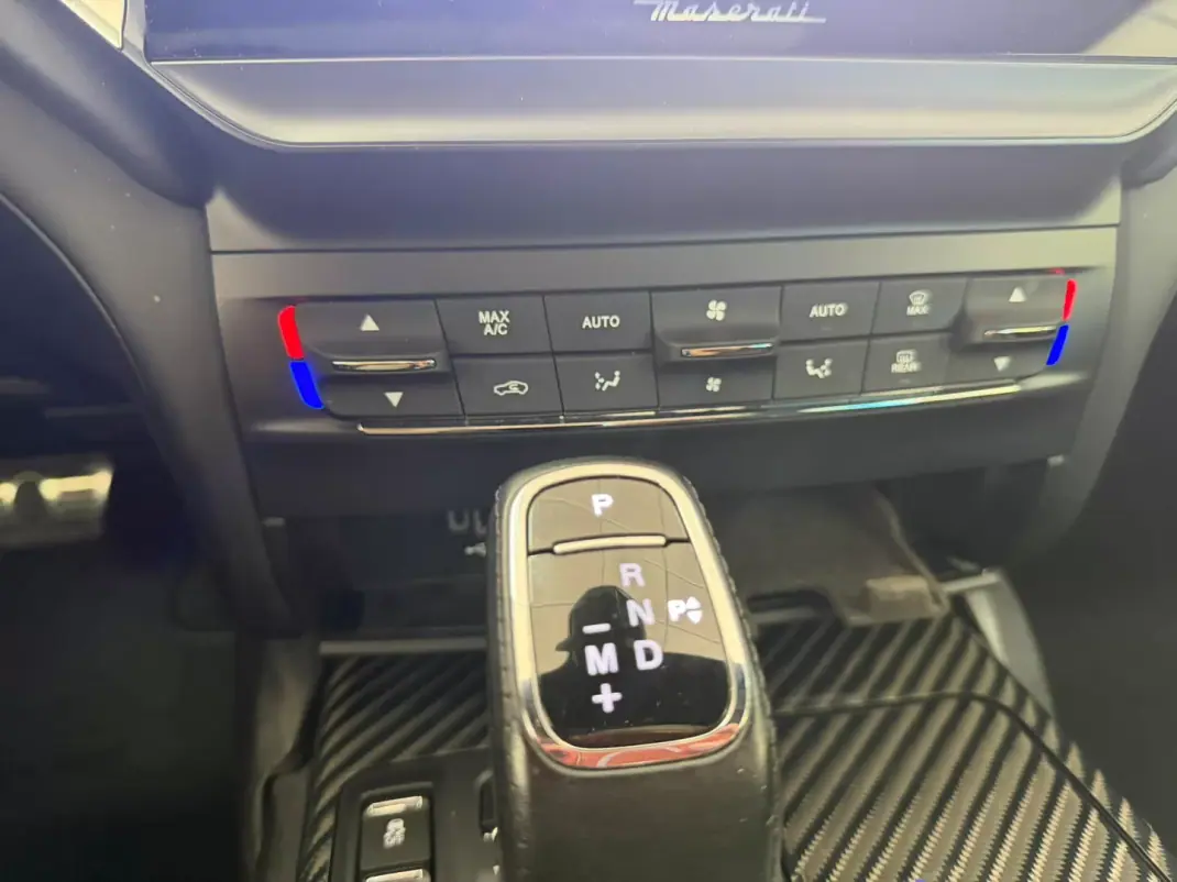 Maserati Ghibli 2021 - 62500 EUR, 45000 km - 45000km - foto 41 de 51