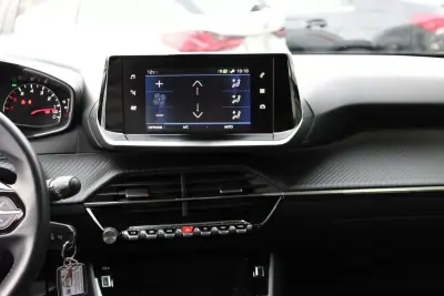 Peugeot 2008 2021 - 18700 EUR, 48176 km - AUTO.MOTO.pt - 48176km - foto 6 de 32