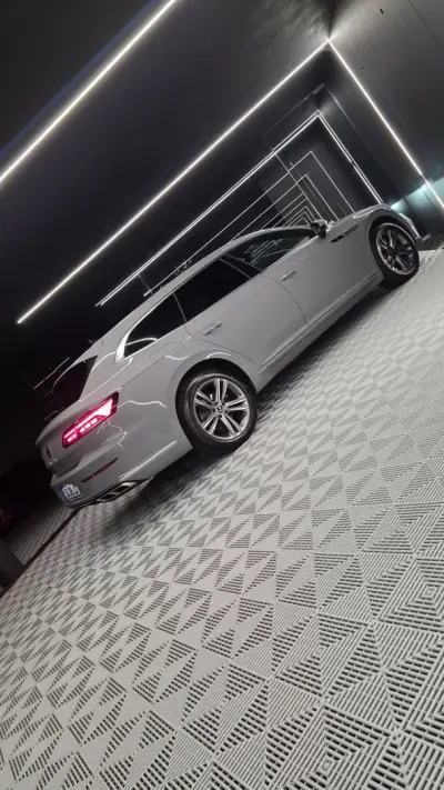 Volkswagen Arteon Shooting Brake 2023 - 30750 EUR, 134000 km - AUTO.MOTO.pt - 134000km - foto 11 de 27