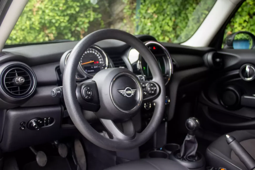 MINI Berlingo 2018 - 14500 EUR, 101200 km - 101200km - foto 11 de 17