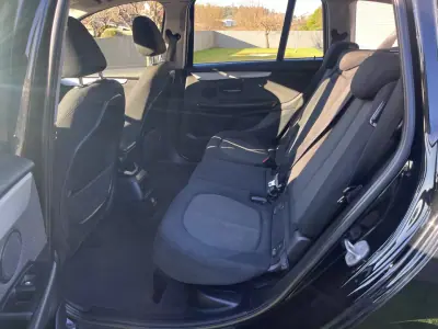 BMW 216 Gran Tourer 2015 - 13900 EUR, 145000 km - AUTO.MOTO.pt - 145000km - foto 39 de 53