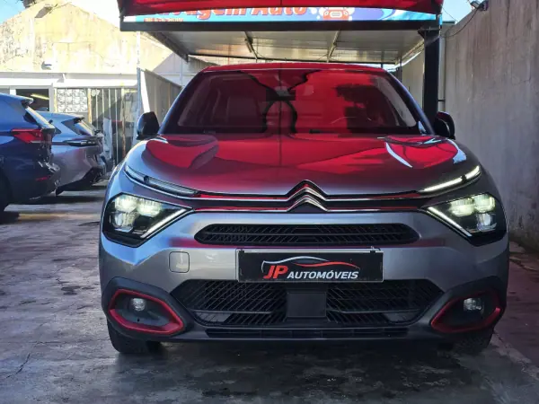 Citroën C4 2021 — foto 2 de 18